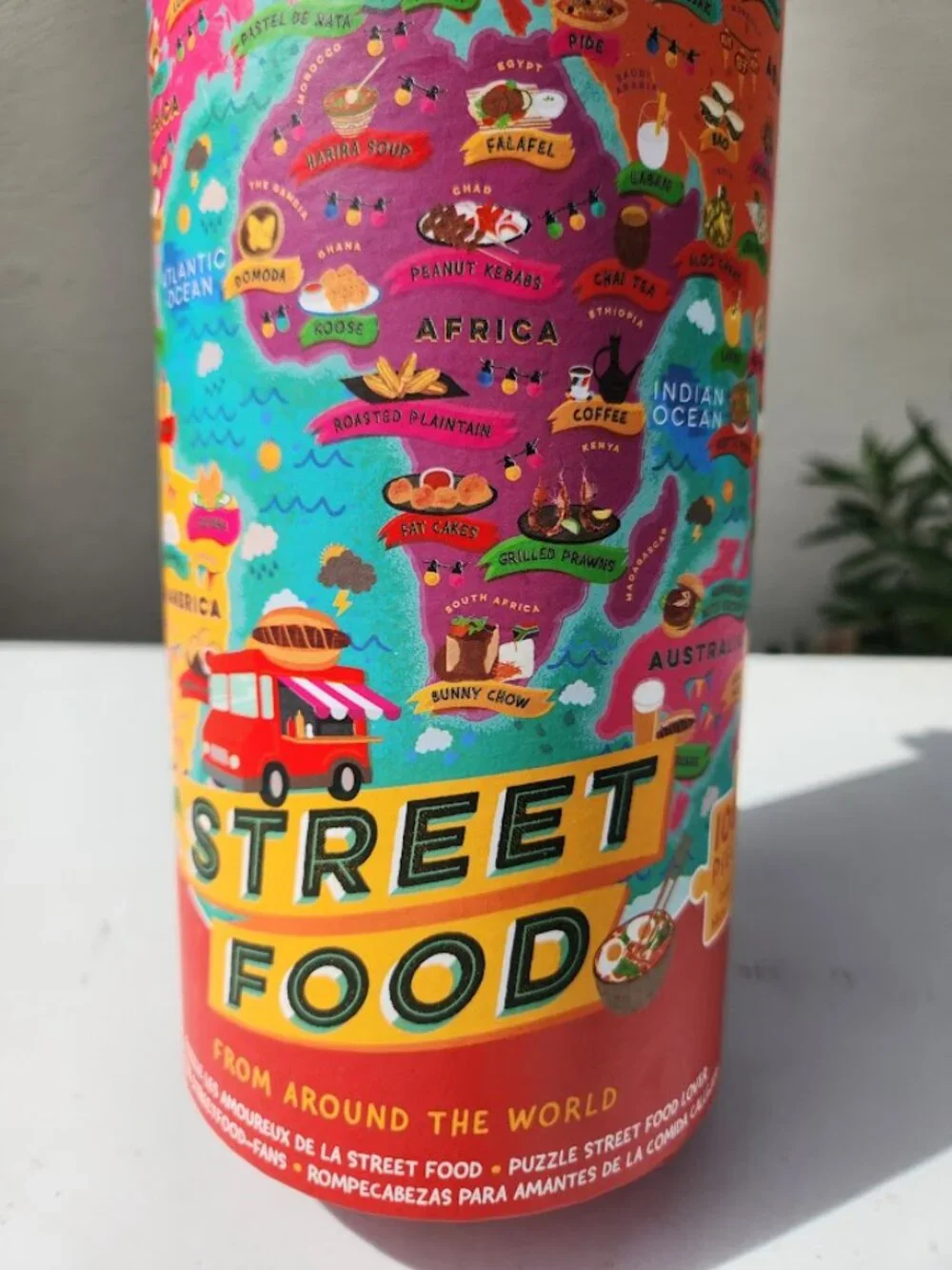Ridley's Street Food Lover's 1000 Piece Round Jigsaw Puzzle Map World Foodie Gif